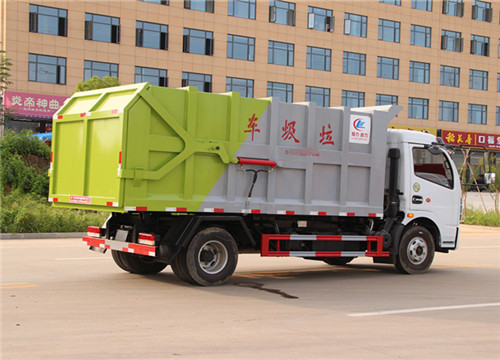 大多利卡對(duì)接式垃圾車